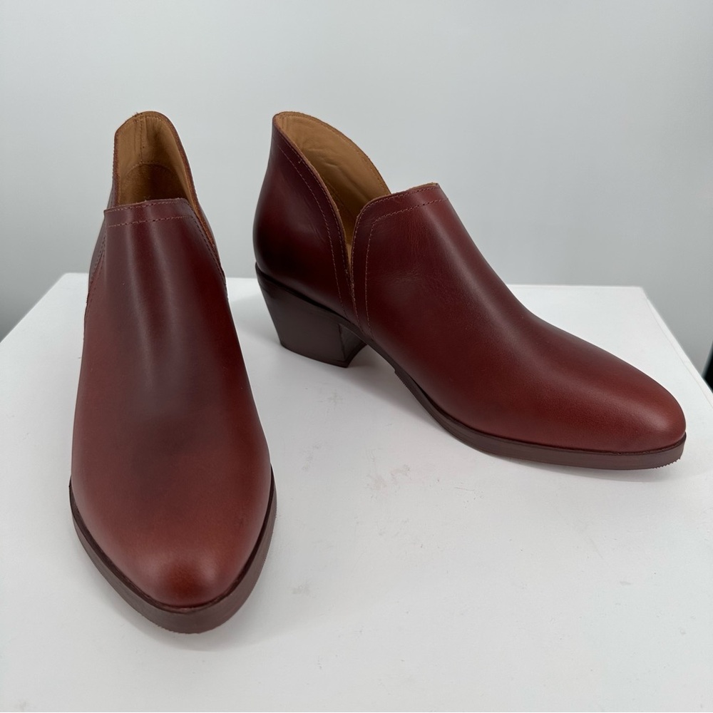 Nisolo Leather Ankle Boot in Auburn size 8 New in Box - Picture 4 of 13